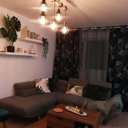 Bel Appartement Familial Cenon Exterior photo